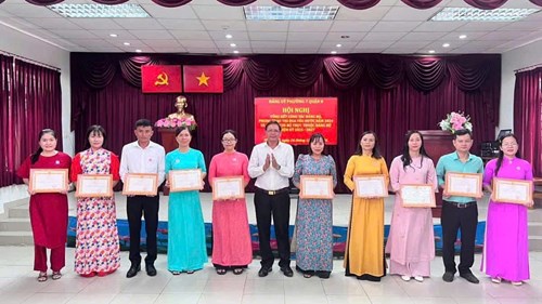 Hội nghị tổng kết công tác Đảng bộ đánh giá kết quả và các phong trào thi đua yêu nước trong năm 2024