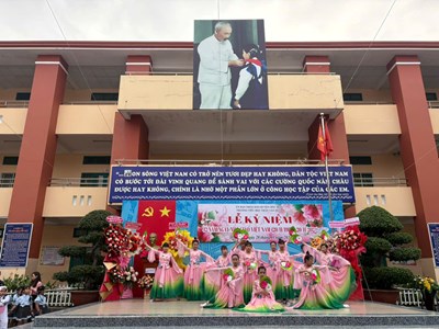 Lễ kỷ niệm 42 năm Ngày Nhà giáo Việt Nam (20/11/1982 - 20/11/2024)