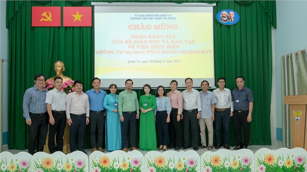 Chào mừng đoàn khảo sát của Bộ giáo dục và đào tạo về việc thực hiện Thông tư 28/2011/TTLT-BGDĐT-BKHCN-BTT