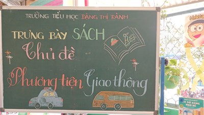 Triển lãm sách chủ đề Phương tiện giao thông