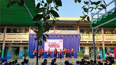 Ngày hội Thiếu nhi vui khỏe, tiến bước lên Đoiàn