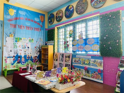 Giờ chơi với góc đọc sách tại Không gian văn hóa Hồ Chí Minh