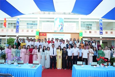 🌺 chào mừng 43 năm ngày nhà giáo việt nam (20/11/1982 – 20/11/2025) 🌺