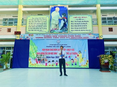 ✨🎉 chào đón các em học sinh lớp 1 đến với ngôi nhà chung tiểu học lê văn lương 🎉✨