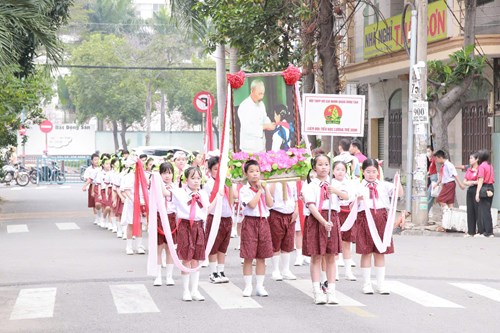 Trường Tiểu học Lương Thế Vinh tham gia  Hội thi nghi thức đội TNTP Hồ Chí Minh quận Bình Tân Năm học 2024 - 2025 