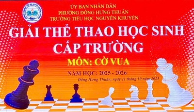 👑🌟 GIẢI THỂ THAO HỌC SINH MÔN CỜ VUA ♟️ CẤP TRƯỜNG 👑🌟        🌻 Căn cứ Kế hoạch số 03/KH-NK ngày 29/8/2025 của Trường Tiểu học Nguyễn Khuyến về kế hoạch giáo dục của nhà trường năm học 2025 – 2026. Sáng ngày 11/10/2025, trường Tiểu học Nguyễn Khuyến tiến hành tổ chức Giải thể thao học sinh cấp trường - Môn Cờ vua năm học 2025 – 2026.