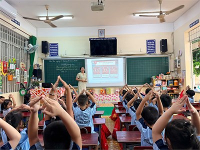 Dạy học kĩ năng sống cho các em học sinh lớp 1 -  Học điều hay, tránh điều nguy 
