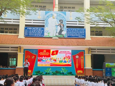 Chi đoàn Trường Tiểu học Lê Văn Tám chào mừng Đại hội đại biểu toàn quốc lần thứ XIV của Đảng